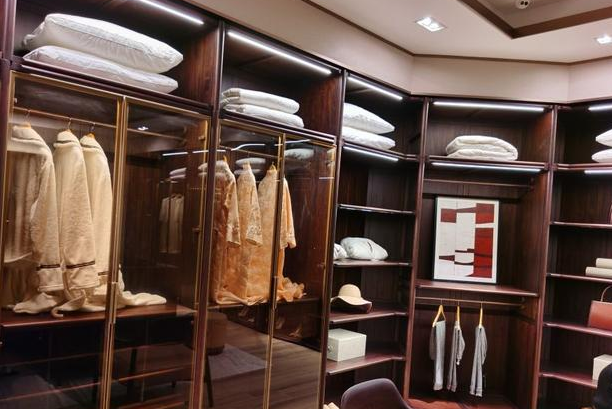 時尚家居裝修設計，定制家居時尚服務行業(yè)