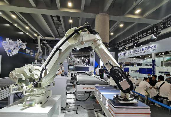 投資風(fēng)向標(biāo)：定制家居新風(fēng)向，近七成消費(fèi)者最看重健康環(huán)保