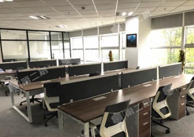 鄭州辦公家具設(shè)計(jì);企業(yè)選購(gòu)辦公家具滿(mǎn)足這四條就行了