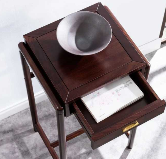 歐式哪種實(shí)木家具好，家庭實(shí)木家具如何保養(yǎng)維護(hù)？