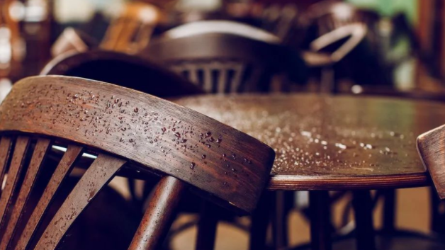 【暴雨洪災(zāi)】實(shí)木家具泡水了怎么辦？