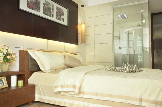 明清紅木家具出售，紅木家具一定要有？老人說保值又聚財