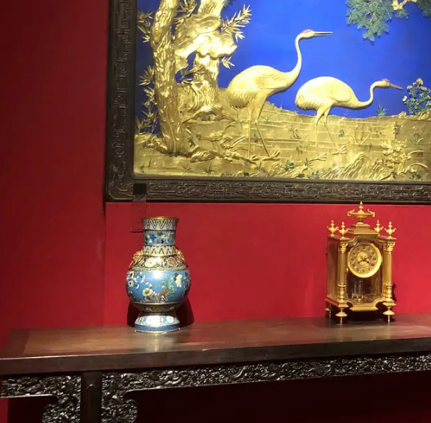 新中式家具定制：中式家具選購、陳設(shè)、保養(yǎng)全攻略！