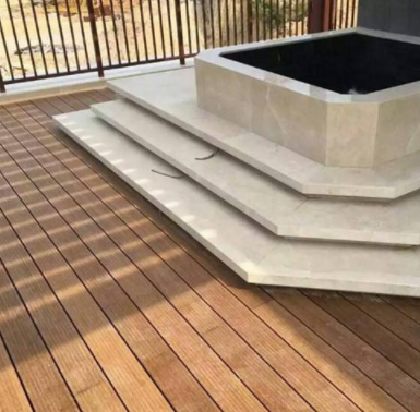 戶外竹木地板有很什么優(yōu)點？要怎么保養(yǎng)？