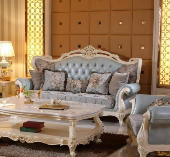 房間裝修設計師：客廳沙發(fā)定制需要注意哪些事項？