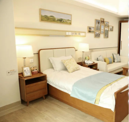 室內(nèi)軟裝修飾：養(yǎng)老機(jī)構(gòu)的硬裝設(shè)計、軟裝設(shè)計特點和適老家具的最新應(yīng)用