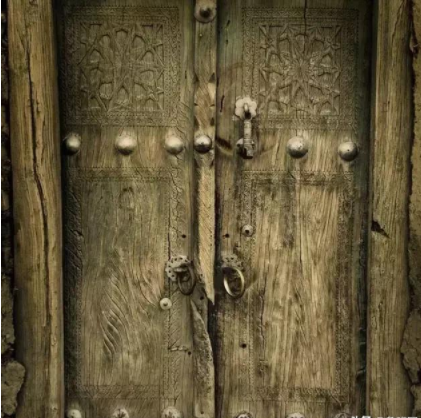 重慶木門價格：木門用膠不合理導(dǎo)致木門開裂怎么辦？