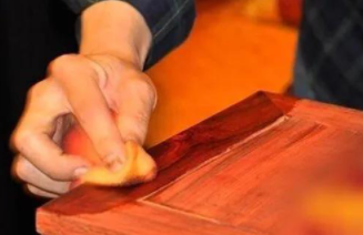 室內(nèi)裝修設(shè)計：注意以下幾點，木器漆刷出來效果會更好