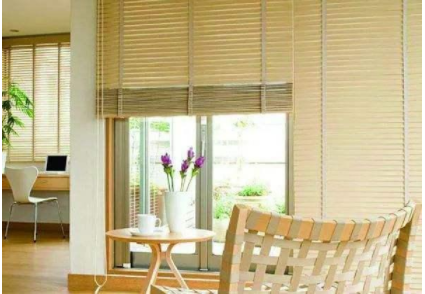 窗簾定做安裝;如何正確選購、安裝卷簾窗簾？卷簾窗簾的清洗保養(yǎng)又有哪些技巧？