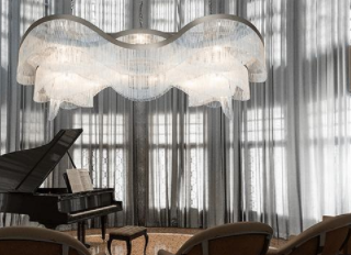 廣東燈具價格：進(jìn)口輕奢燈具怎么選？看看這幾款提升客廳顏值的藝術(shù)燈具