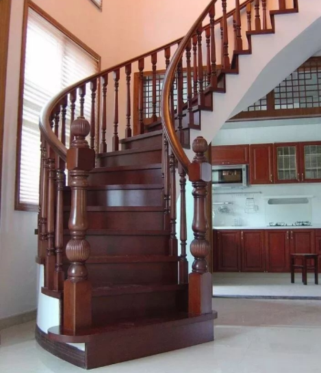 無錫室內(nèi)木樓梯：實木樓梯的安裝規(guī)范及驗收標(biāo)準(zhǔn)