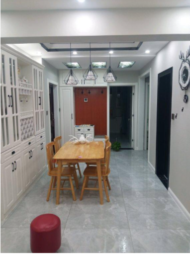 木制家具設計圖：新房硬裝完工，就差電器了，風格和家具不搭配嗎？