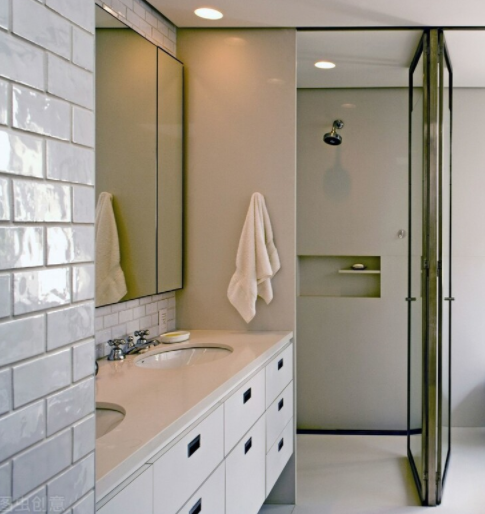 古典浴室柜風(fēng)格：超實(shí)用浴室柜選購(gòu)指南，手把手教你選