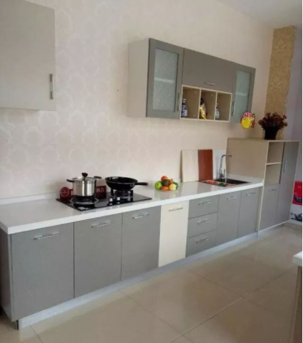 【定制櫥柜設(shè)計(jì)圖】如何挑選櫥柜門(mén)板？根據(jù)廚房的裝修風(fēng)格選擇嗎？