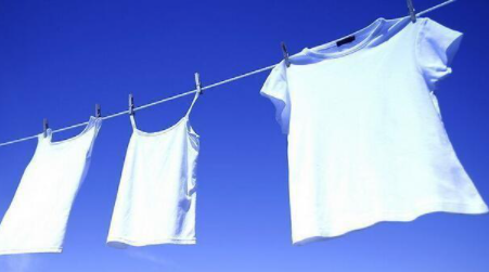 臥室簡(jiǎn)易衣柜，衣柜衣物防蛀保養(yǎng)方法